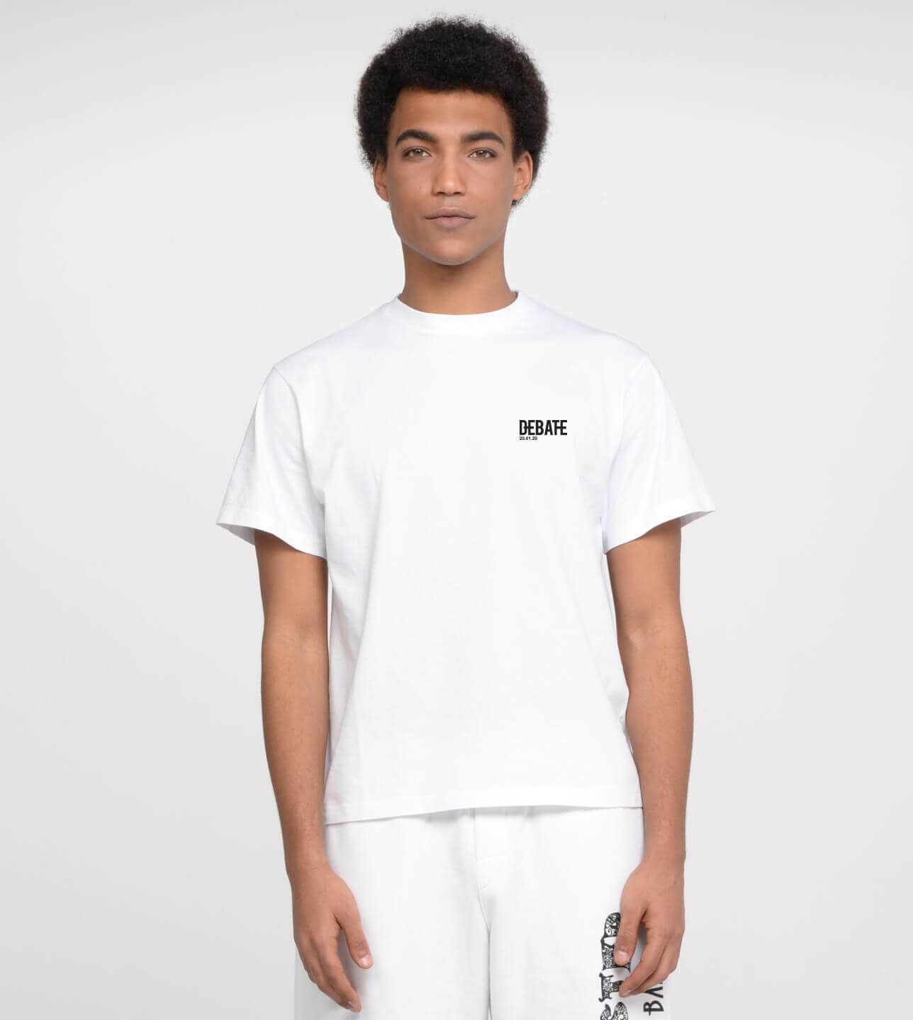 Thiago | T-shirt bianca unisex | Debate | Streetwear Shop